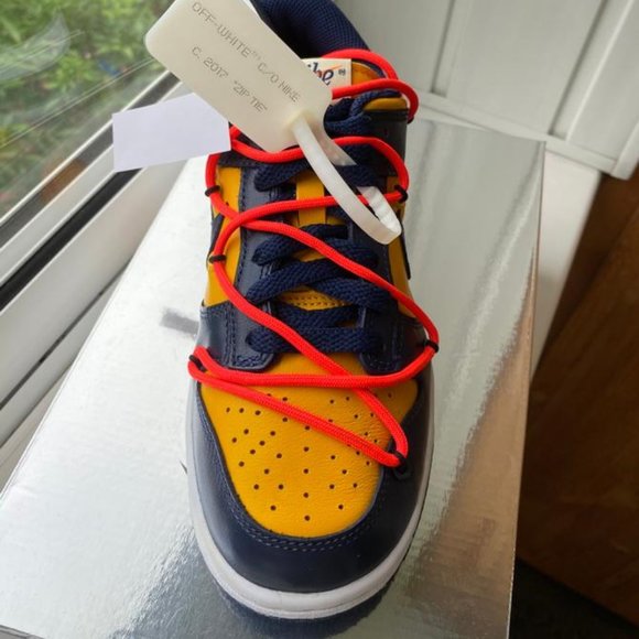 nike off white michigan